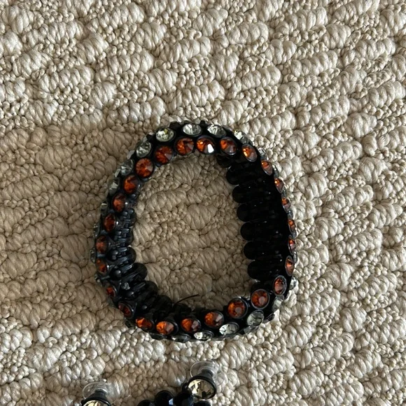 Costume Jewelry Earrings and Bracelet Set - Picture 2 of 6